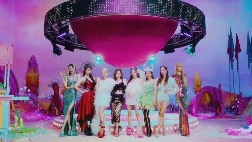 SNSD (twitter.com/GirlsGeneration)