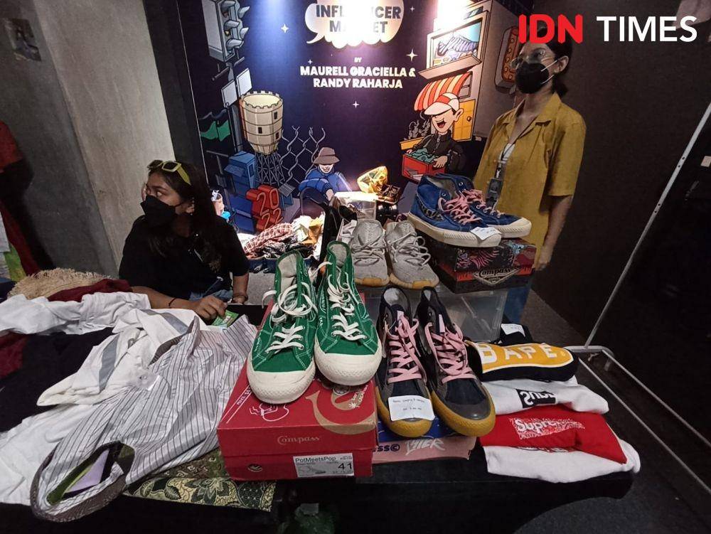 Urban Sneaker Society (USS) kembali mengadakan event USS Downtown Market di Kota Medan, pada tanggal 29 sampai 31 Juli 2022. (IDN Times/Masdalena Napitupulu)