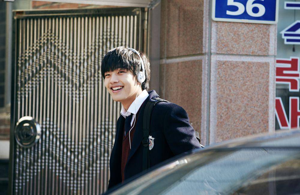 Yeo Jin Goo di Hwayi: A Monster Boy (dok. Showbox Corp/Hwayi: A Monster Boy)