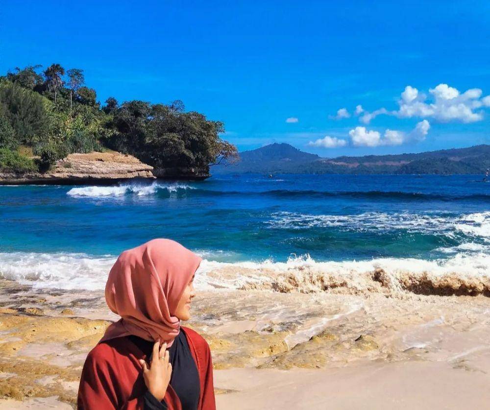 Pantai Coro (instagram.com/ini.aliaaa)