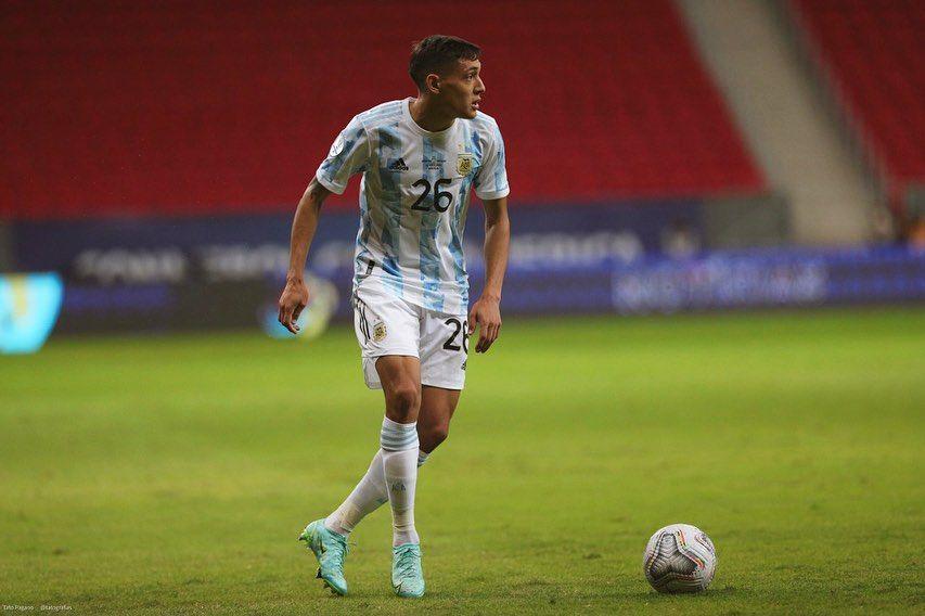 Nahuel Molina saat membela Timnas Argentina (instagram.com/naheulmolina35)