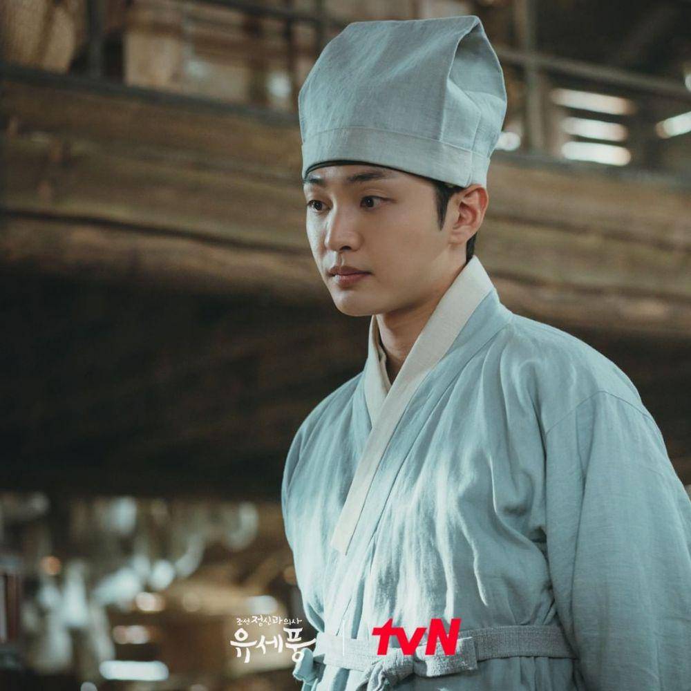 Kim Min Jae di drama Poong, the Joseon Psychiatrist (www.instagram.com/tvn_drama/)