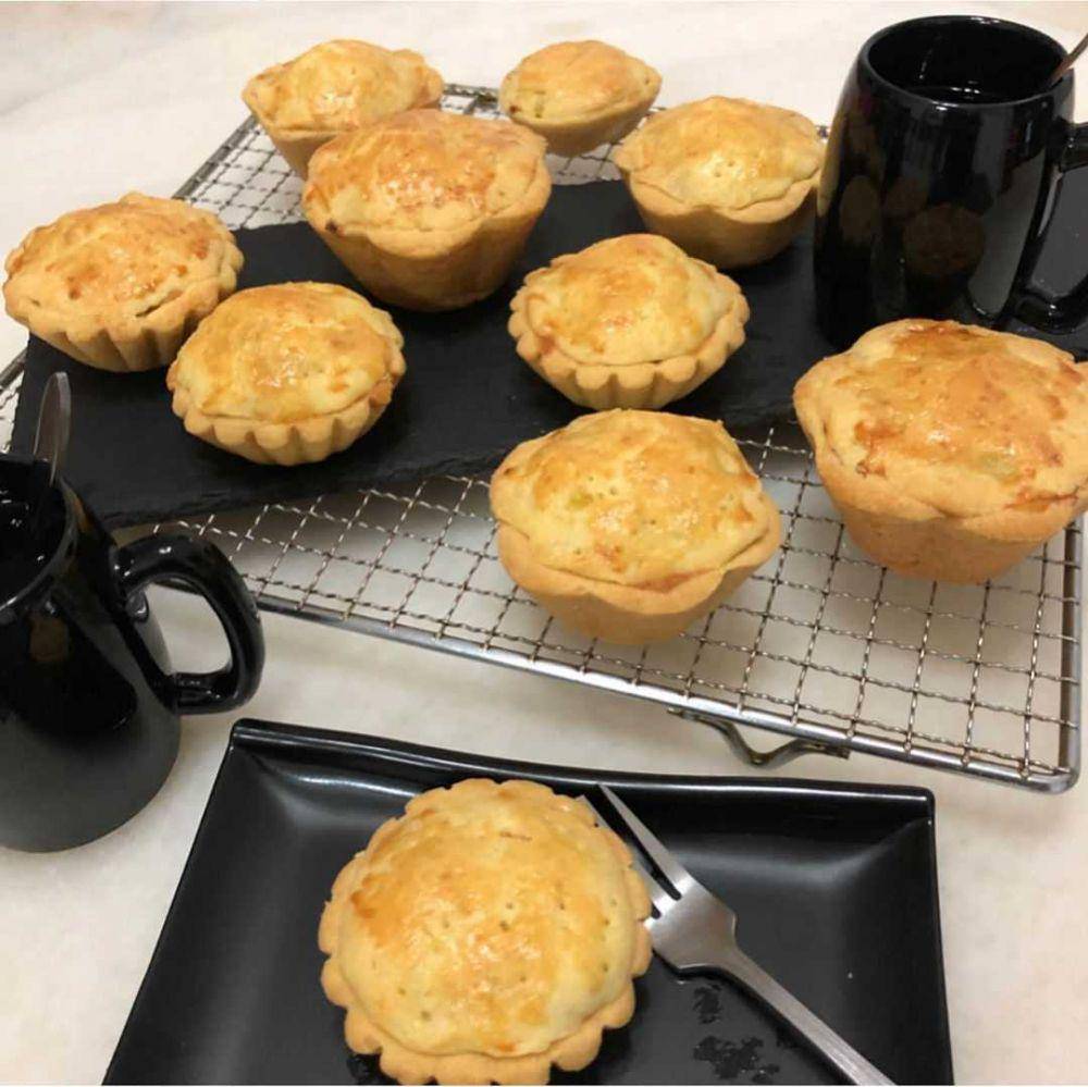 Pai ayam mini (instagram.com/catherine_creations)