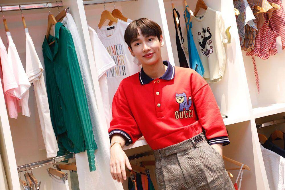 potret Gun Atthaphan di Kafe miliknya "Last House on The Right" (twitter.com/mayaonline2002)