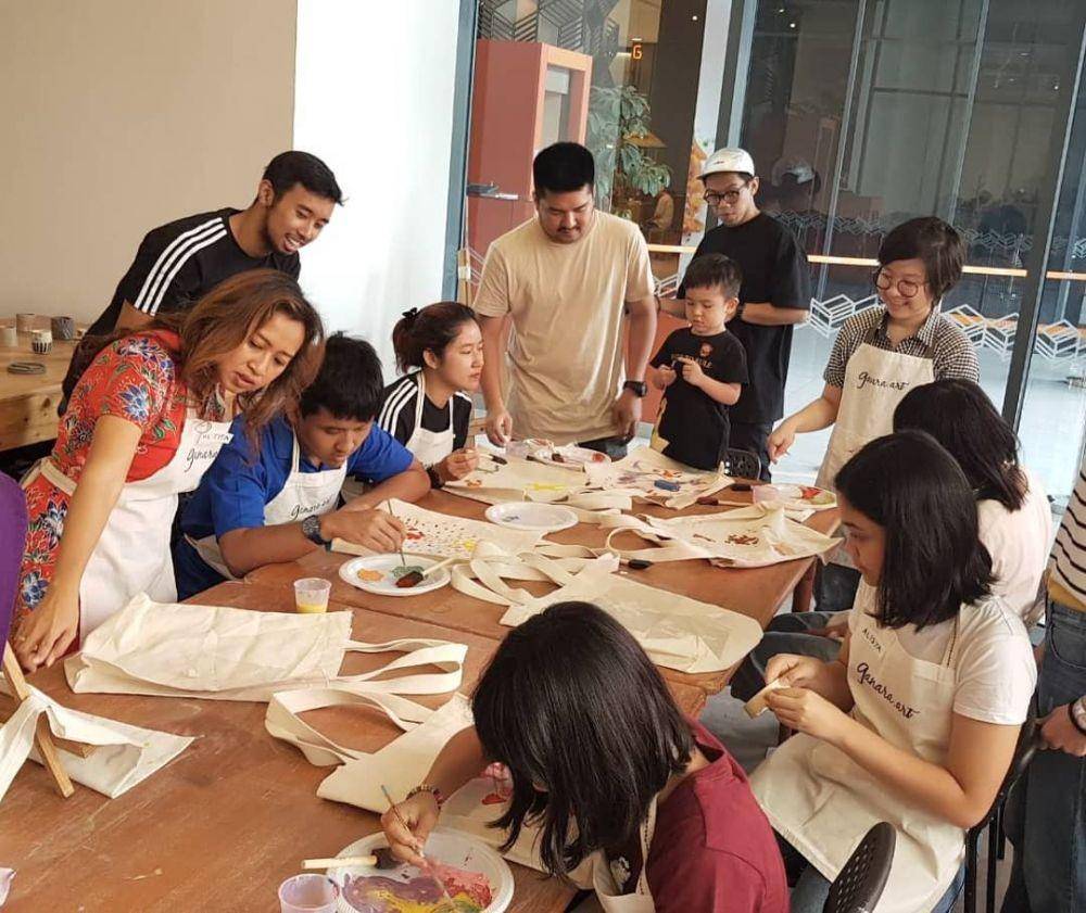 Tita Djumaryo, founder Ganara Art (instagram.com/mari_berbagi_seni)