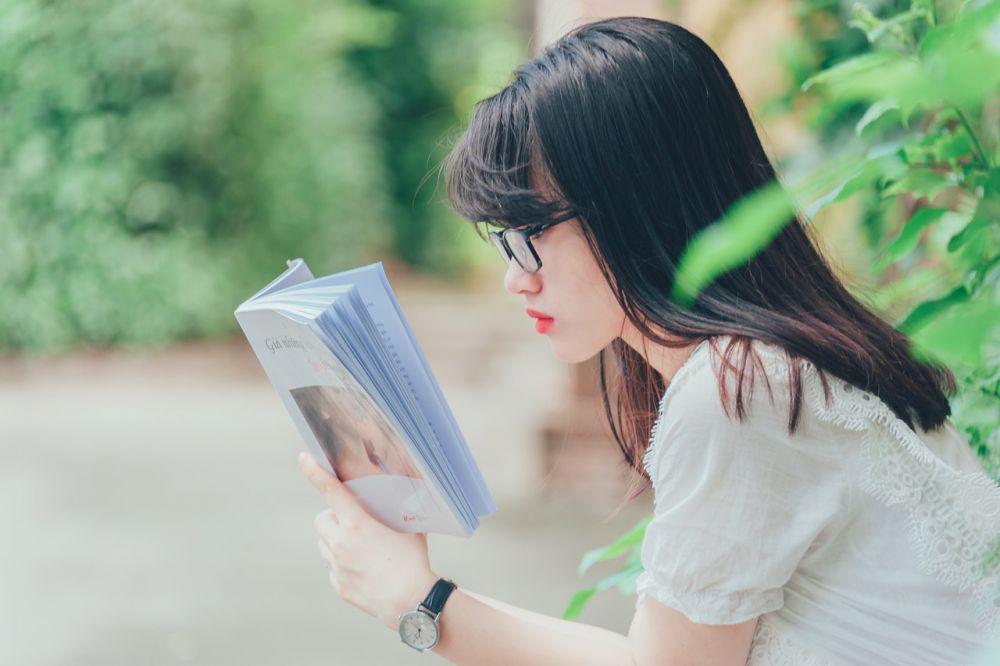 5 Alasan Seseorang Terjebak Book Hangover, Terlalu Larut dalam Cerita