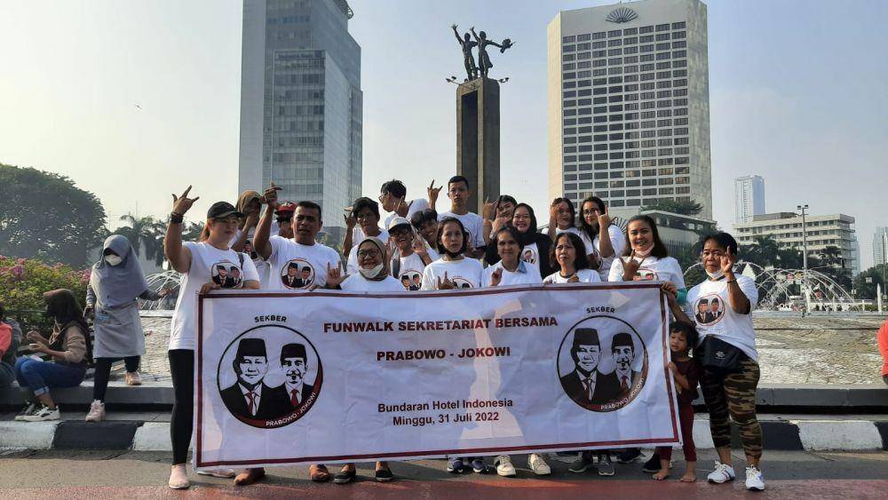 Sekretariat Bersama (Sekber) Prabowo-Jokowi baru saja mengadakan funwalk di Bundaran HI, Jakarta pada Minggu (31/7/2022) pagi ini. (IDNTimes/Istimewa)