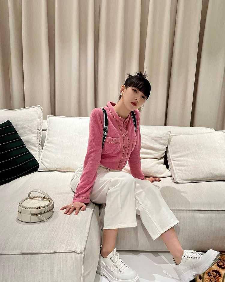Jung Yerin (instagram.com/every__nn)