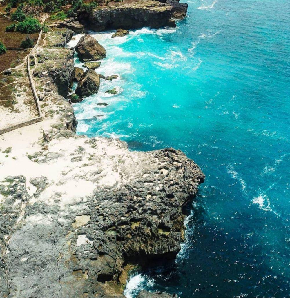 Pantai Mandorak (instagram.com/chairulirfani)