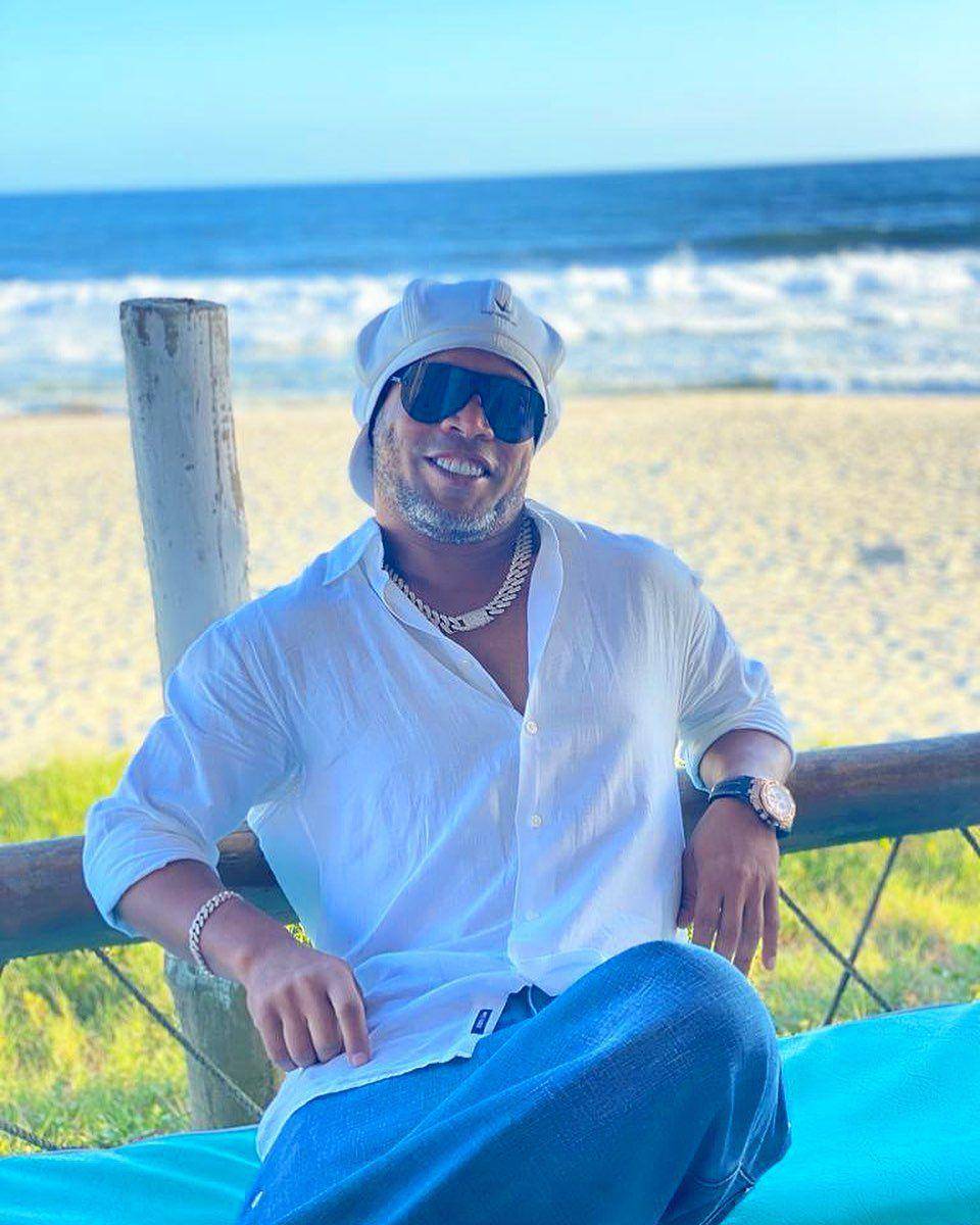 Ronaldinho (instagram.com/ronaldinho)