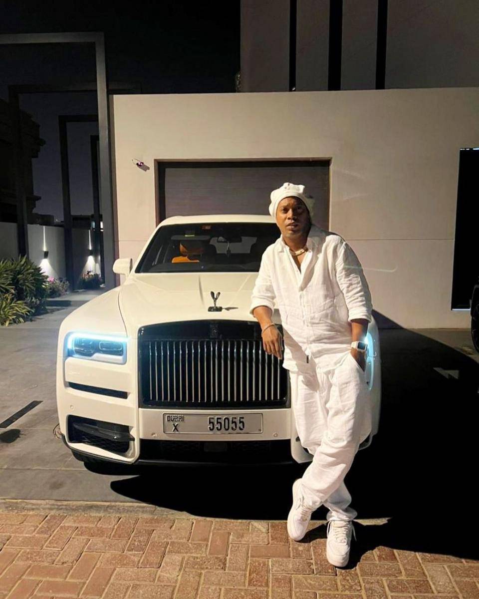 Ronaldinho (instagram.com/ronaldinho)