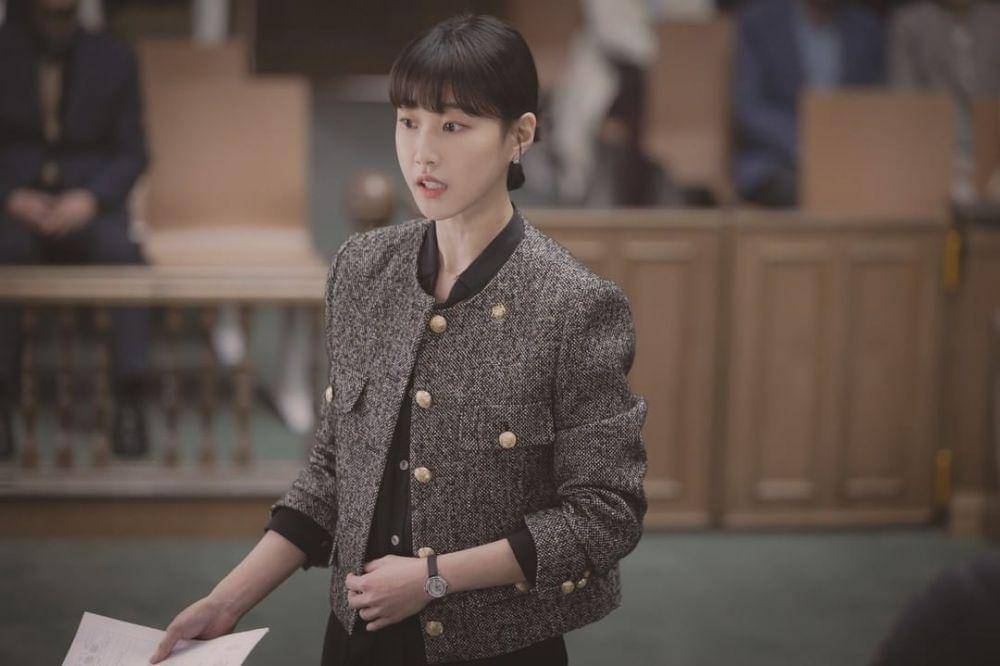 Ha Yoon Kyung di drama Extraordinary Attorney Woo (instagram.com/channel.ena.d)