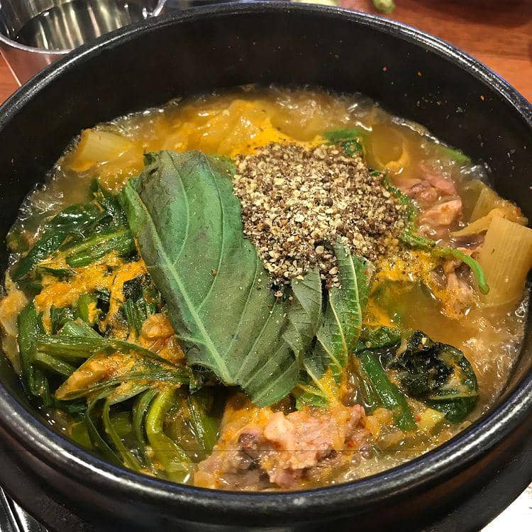 bosintang (instagram.com/ksk_upintheair)