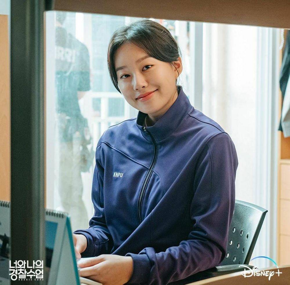 Park Yoo Na di drama Rookie Cops (instagram.com/disneypluskr)