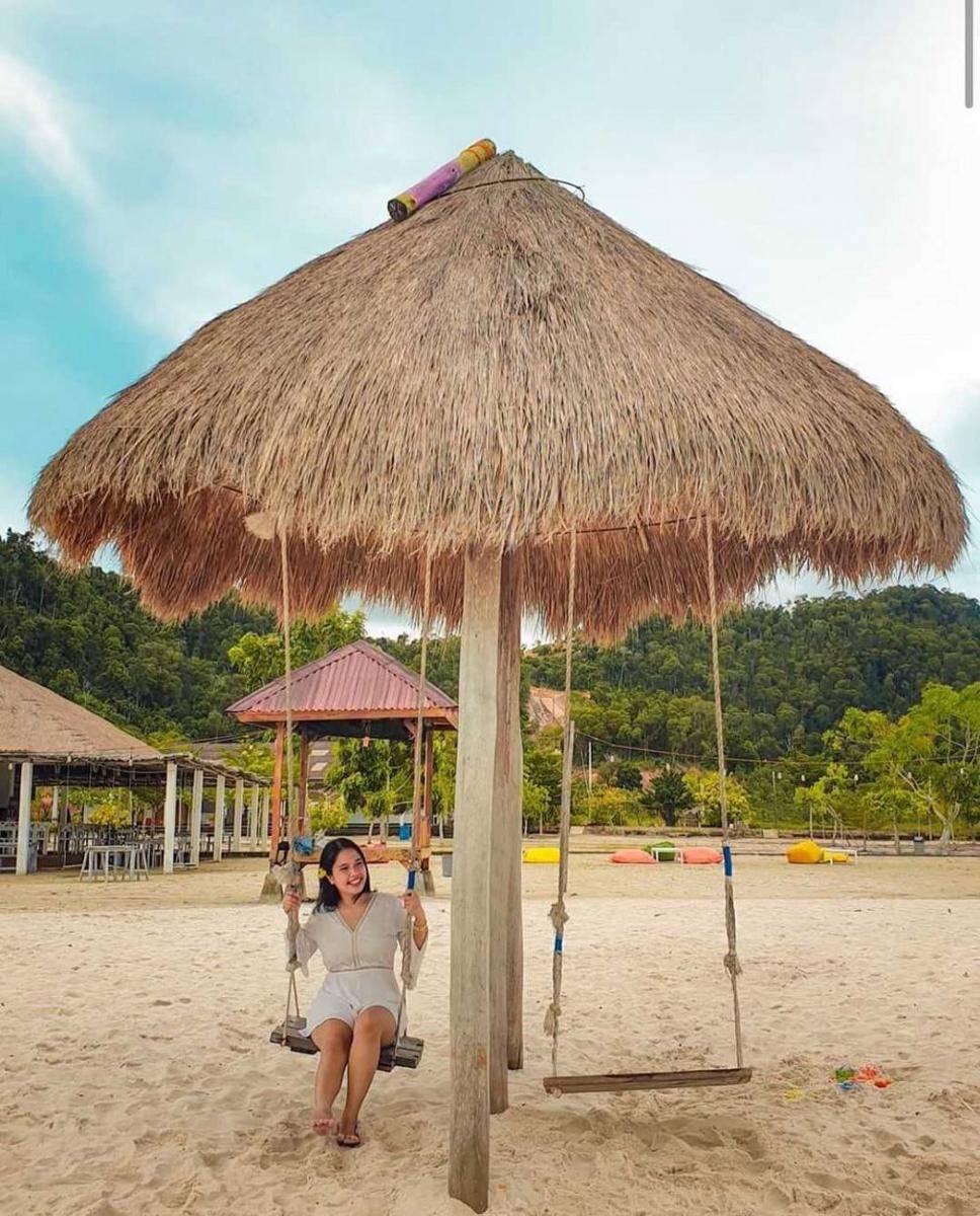 Pantai Viovio (instagram.com/queenmega366)