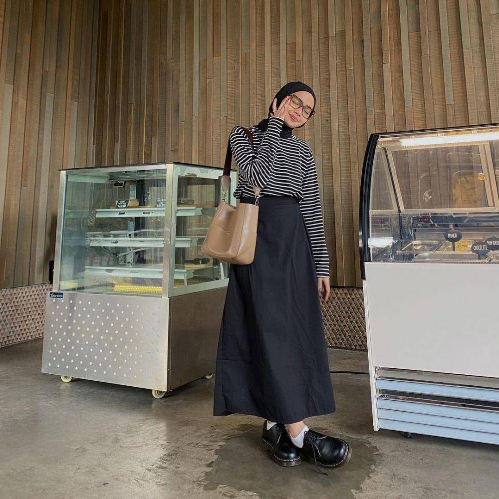 ide padu padan outfit kuliah dengan rok (instagram.com/maryamnurul)
