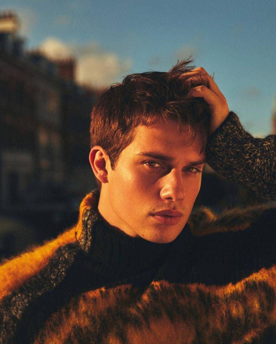 Nicholas Galitzine (instagram.com/nicholasgalitzine)