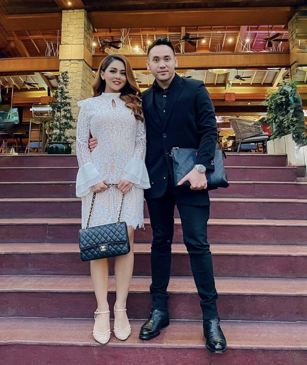 potret romantis Jenita Janet dan suami barunya, Danu Sofwan (instagram.com/jenitajanet)