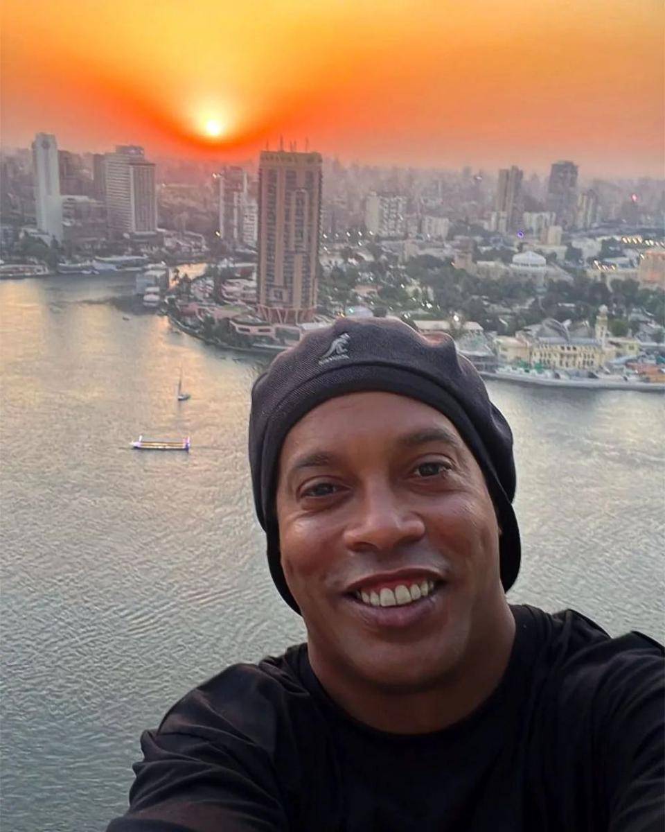 Ronaldinho (instagram.com/ronaldinho)