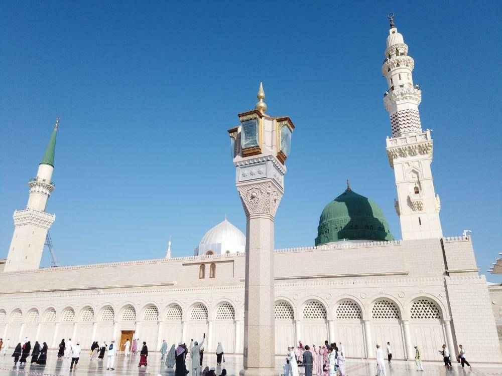 Ilustrasi ibadah umrah (unsplash.com/ryanpp)