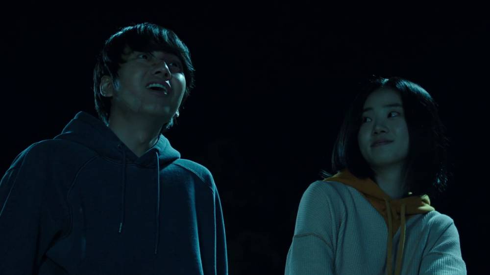 Shin Shi A dan Sung Yoo Bin dalam film The Witch: Part 2. The Other One. (dok. Next Entertainment World/The Witch: Part 2. The Other One)