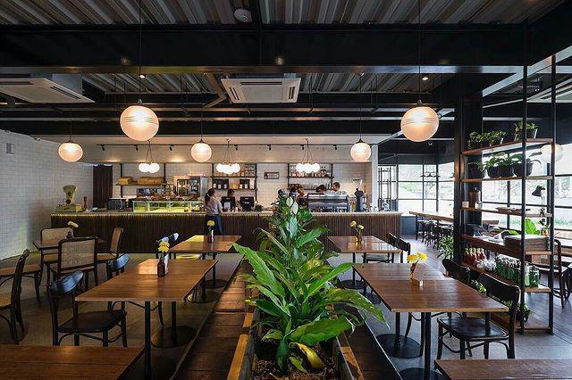 9 Potret Eastman Coffee House, Tempat Nongkrong Kekinian di Semarang