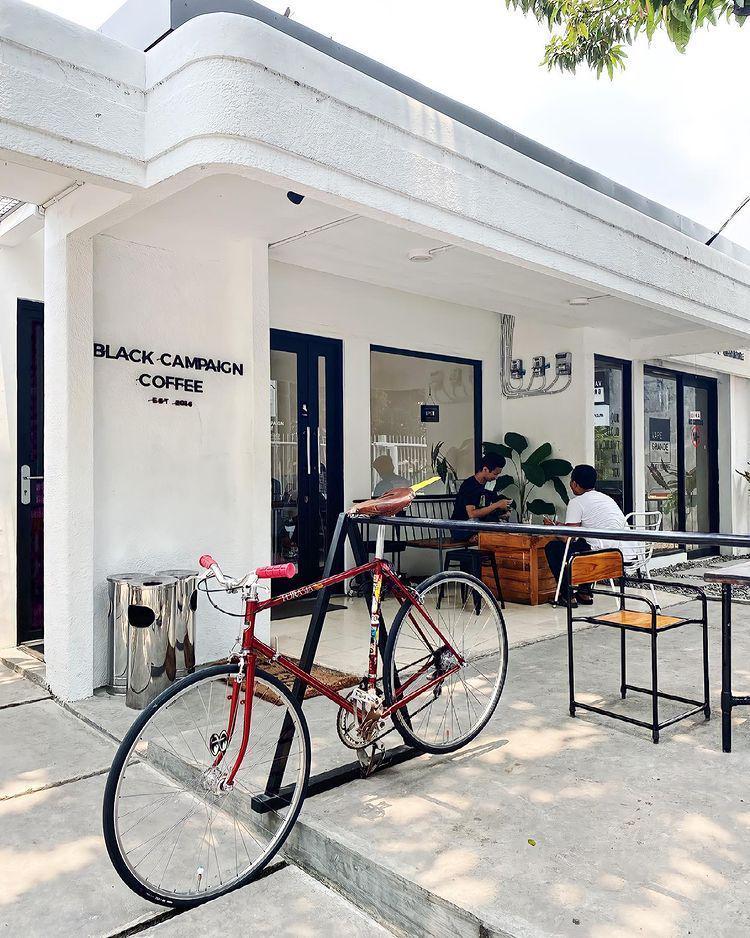 5 Rekomendasi Kafe di Tangerang, Konsepnya Clean