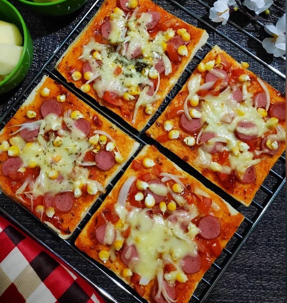 Pizza roti tawar (instagram.com/seendy0209)