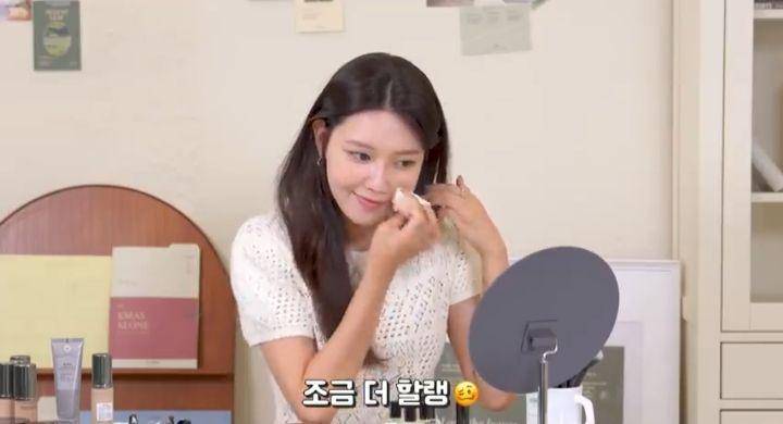 9 Tutorial Daily Make Up ala Choi Soo Young (Dok.the sootory via Youtube.com)