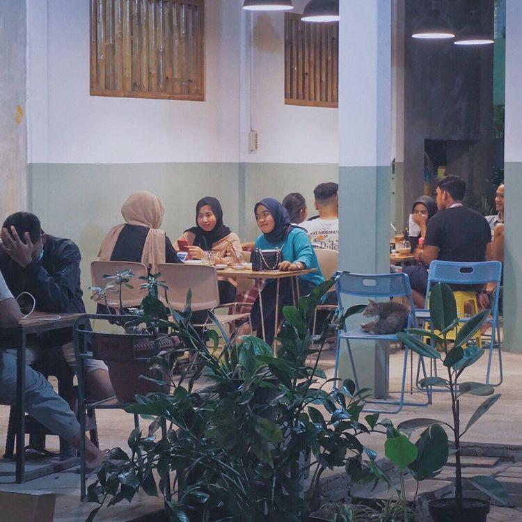 Titik Nyeduh (instagram.com/titiknyeduh)