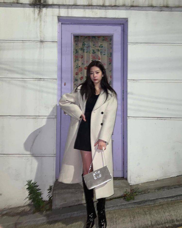 OOTD Dress ala Kim Minju (instagram.com/minn.__.ju)