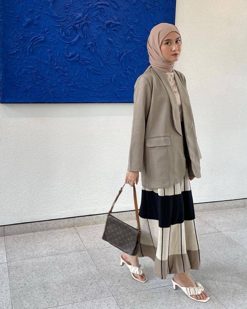 style hijab Inas Rana (instagram.com/inasrana)