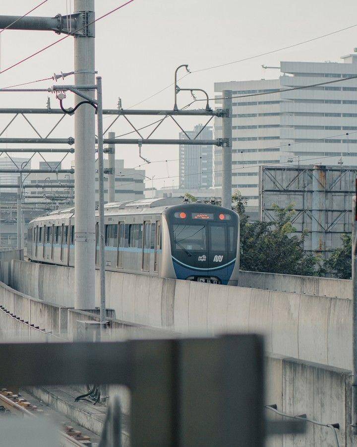 Ilustrasi MRT (instagram.com/tibakemudian)