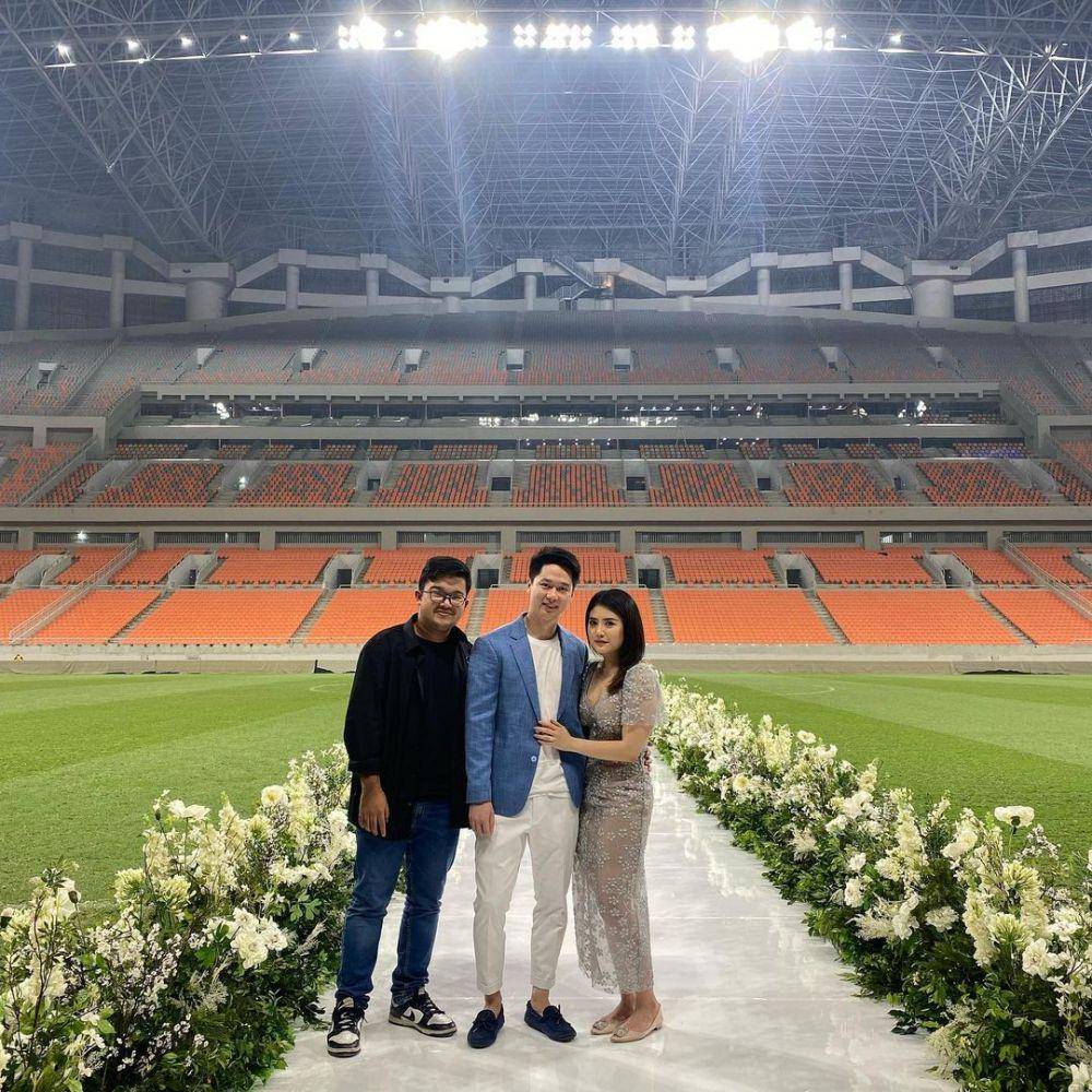 Kevin Sanjaya lamar Valencia Tanoesoedibjo (instagram.com/yuga_waroeng)