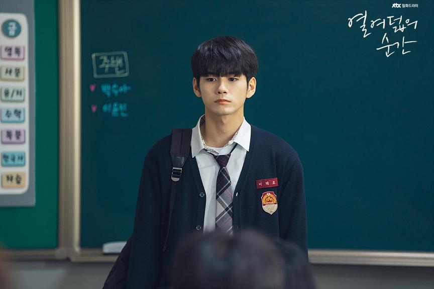 9 Artis yang Pernah Jadi Siswa Pindahan dalam Drama Korea