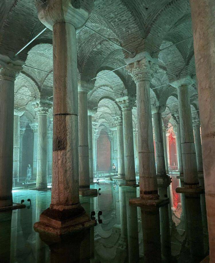 Basilica Cistern (instagram.com/marchmeyers)