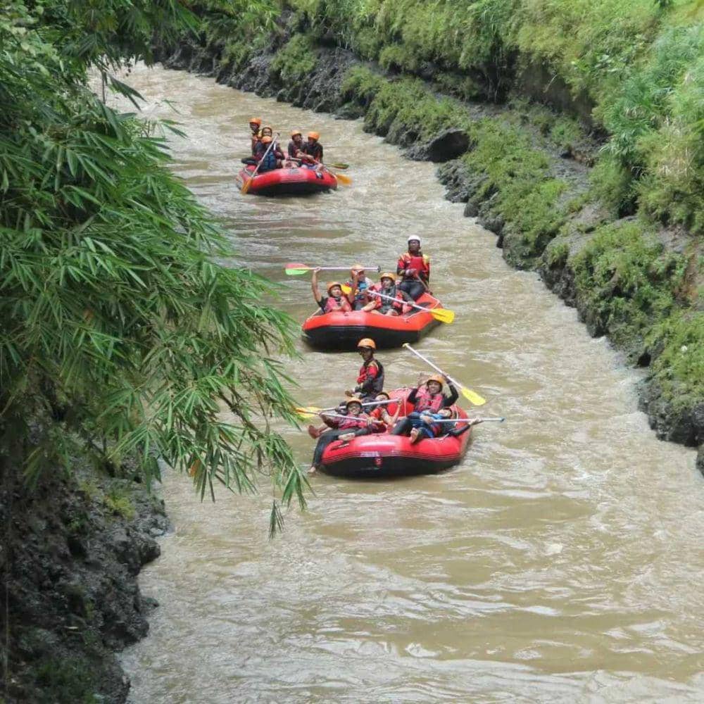 rafting di Sungai Elo (instagram.com/officialwisatamagelang(