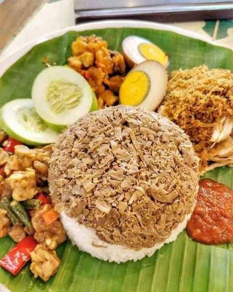 potret nasi megono(instagram.com/dinialoka.id)