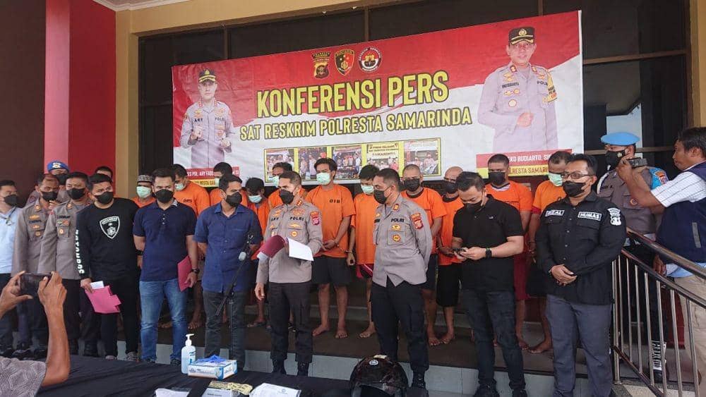 Pencuri Barang Korban Kecelakaan di Samarinda Menangis dan Minta Maaf
