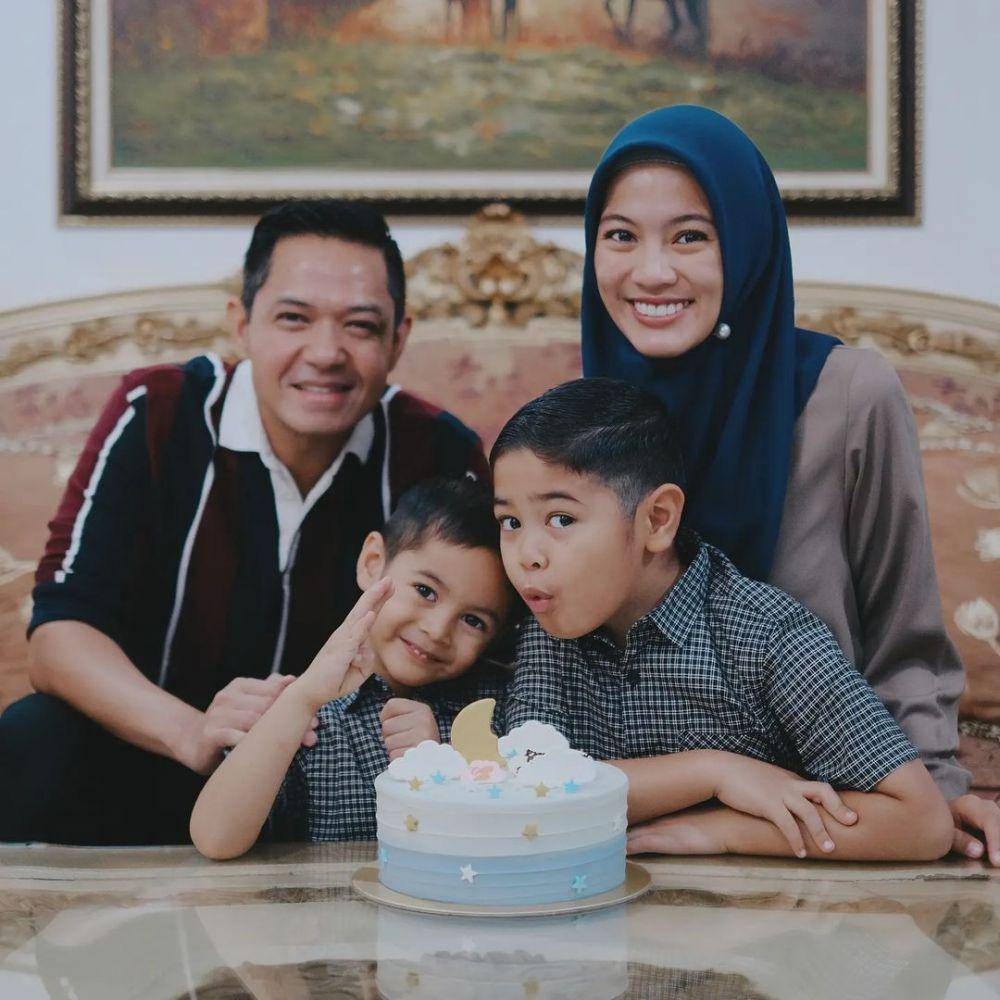 keluarga Dude Harlino (instagram.com/ichaseobandono)