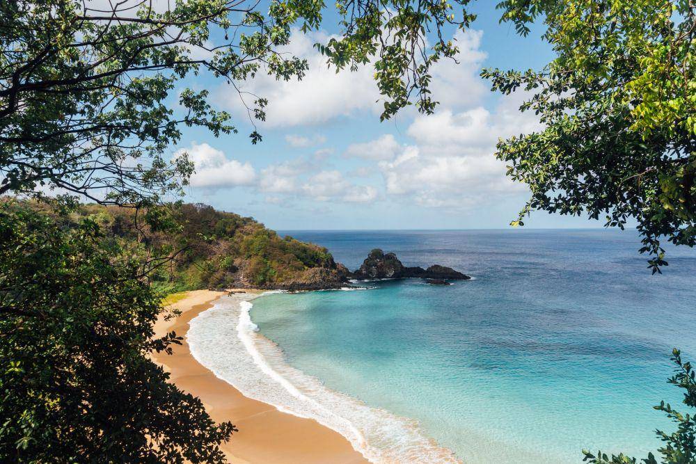 Fernando de Noronha (unsplash.com/Ze Paulo Gasparotto)