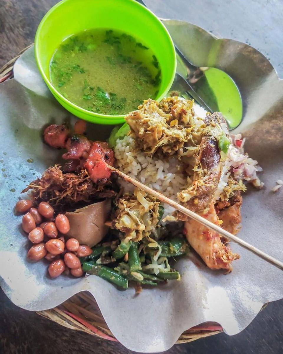 Nasi Ayam Betutu Bedahulu (instagram.com/denpasar_kuliner)