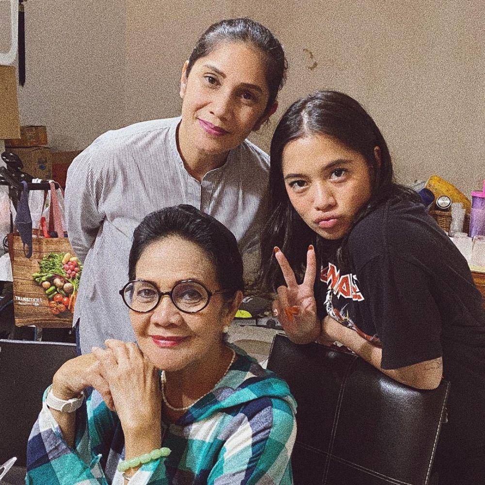 Abigail Cantika dan nenek (instagram.com/abigailcantika)