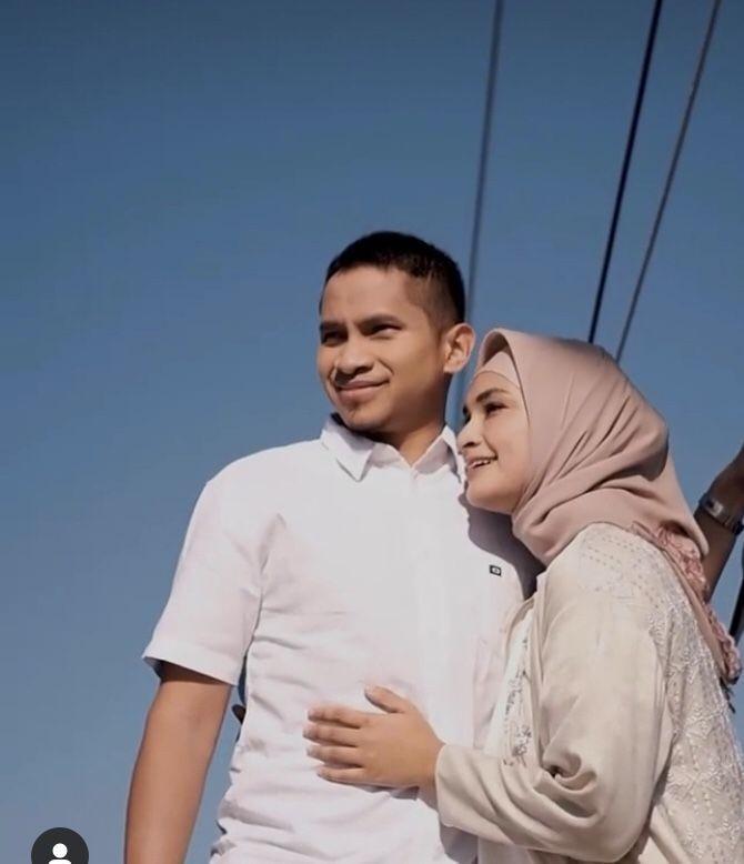 Resmi Bercerai, Ini Kenangan Kebersamaan Mumtaz Rais dan Futri Zulya