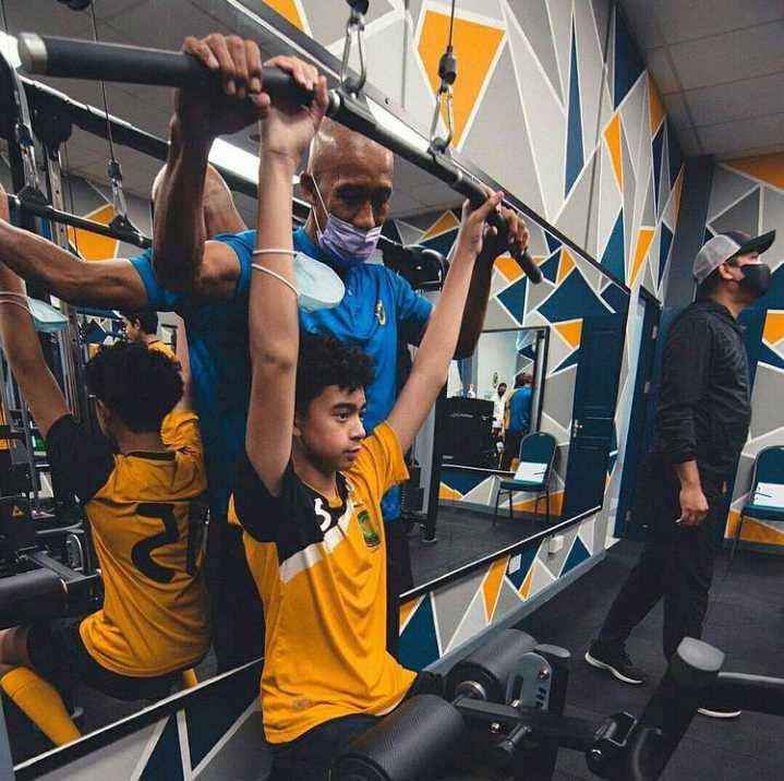 10 Pesona Pangeran Abdul Muntaqim, Ikut Timnas Brunei di AFF U-16 2022