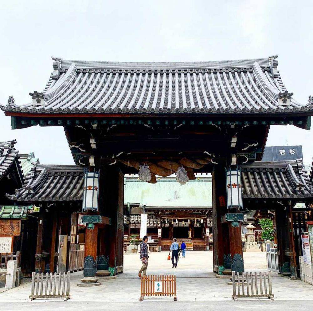 Osaka Tenmangu Shrine (instagram.com/glicina_chuan11)