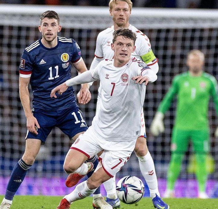 Jens Stage ketika membela Timnas Denmark. (instagram.com/jensstage96)