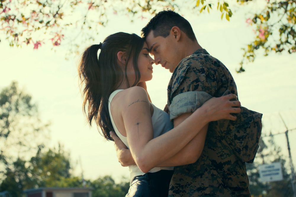 Melodinya Asik, 10 Soundtrack Film Purple Hearts yang Lagi Trending