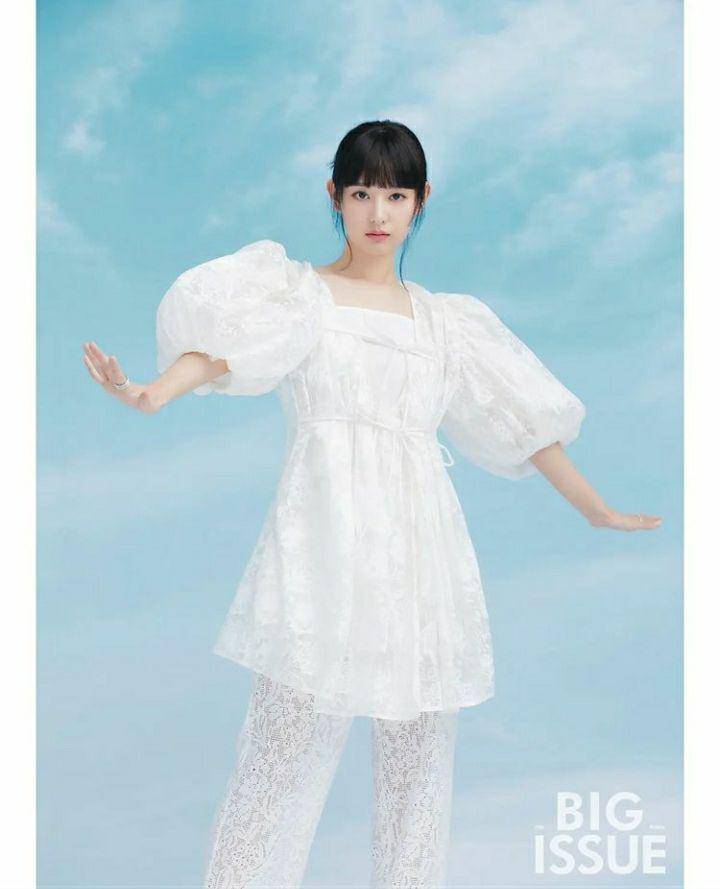 ootd Kim Ji Won (instagram.com/geewonii_pr_crew)