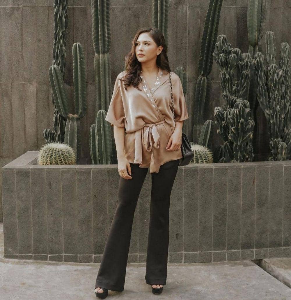 Jessica Mila (instagram.com/jscmila)